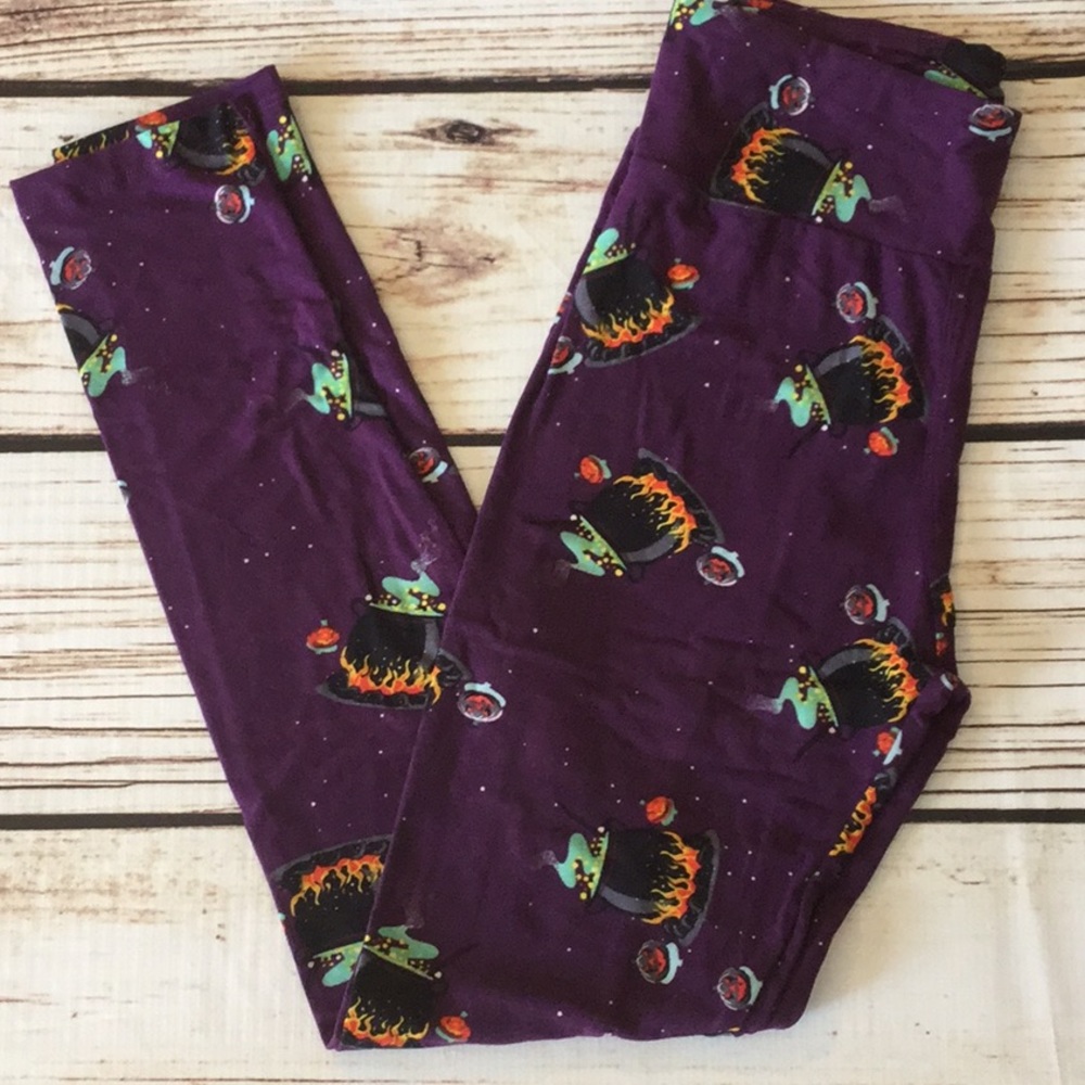 🎃Purple tone caldrons NWT same day shipping ☠️
